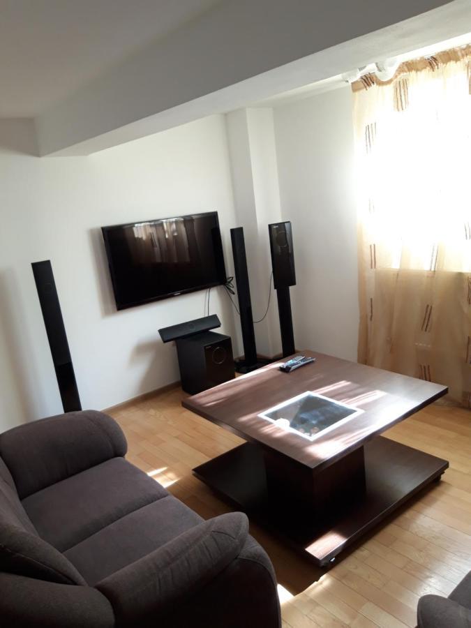 Papas Apartments Bucurestii Noi Bagian luar foto